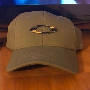 Oakley Tincan Hat